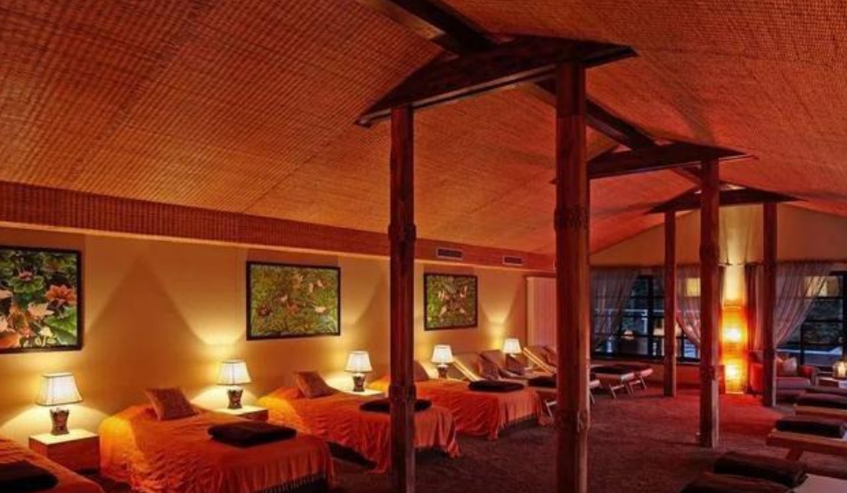 南宁夜生活去哪嗨？这份本地人私藏的玩乐指南，解锁邕城深夜快乐密码！